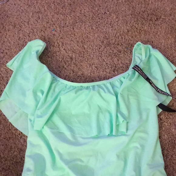 Bathing suit - Picture 4 of 5